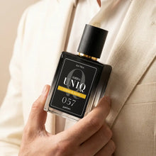 
                    
                      Perfumy Ambra UNIQ 057, ujęcie stylizowane
                    
                  