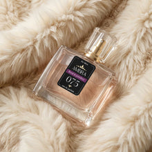 
                    
                      Francuskie perfumy Ambra 075 60 ml w aranżacji
                    
                  