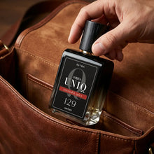 
                    
                      Perfumy lane Ambra UNIQ 129, aranżacja
                    
                  