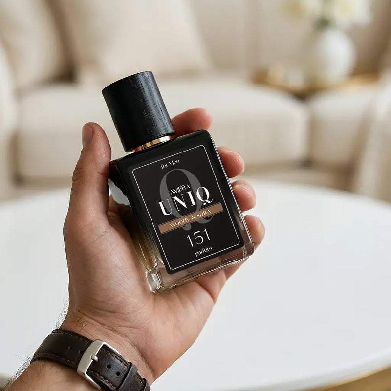 Perfumy Ambra UNIQ 151, ujęcie stylizowane
