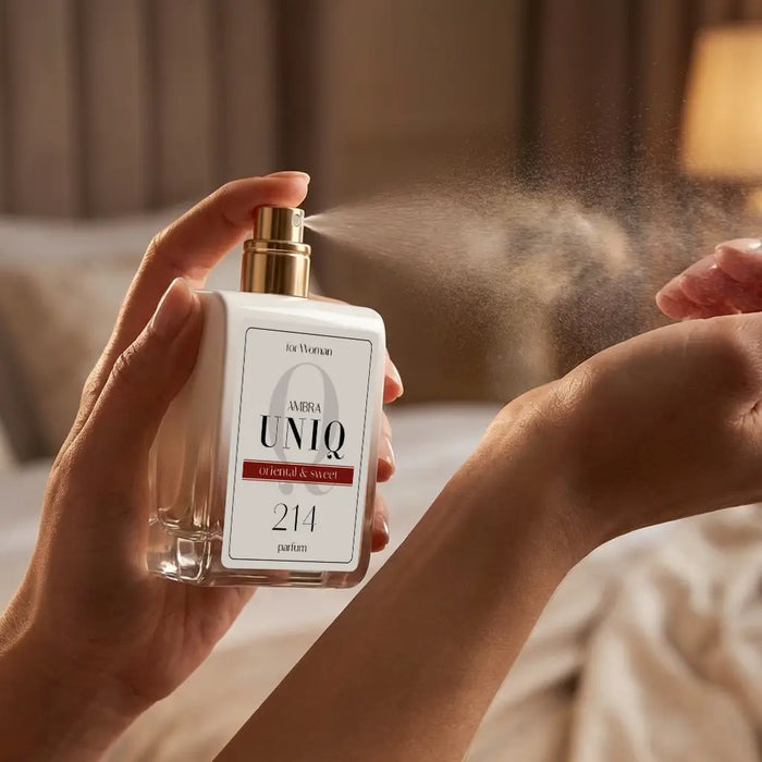 Perfumy Ambra UNIQ 214, ujęcie stylizowane