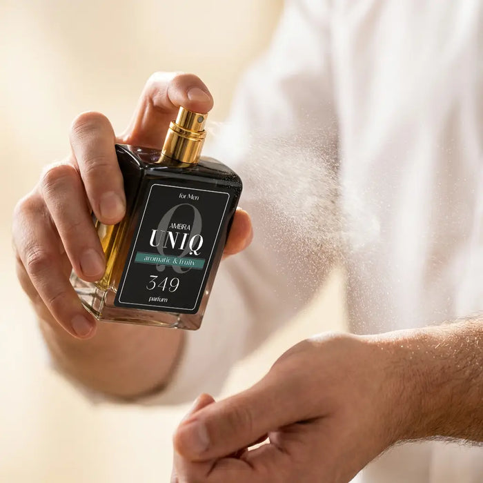 Perfumy Ambra UNIQ 349, ujęcie stylizowane
