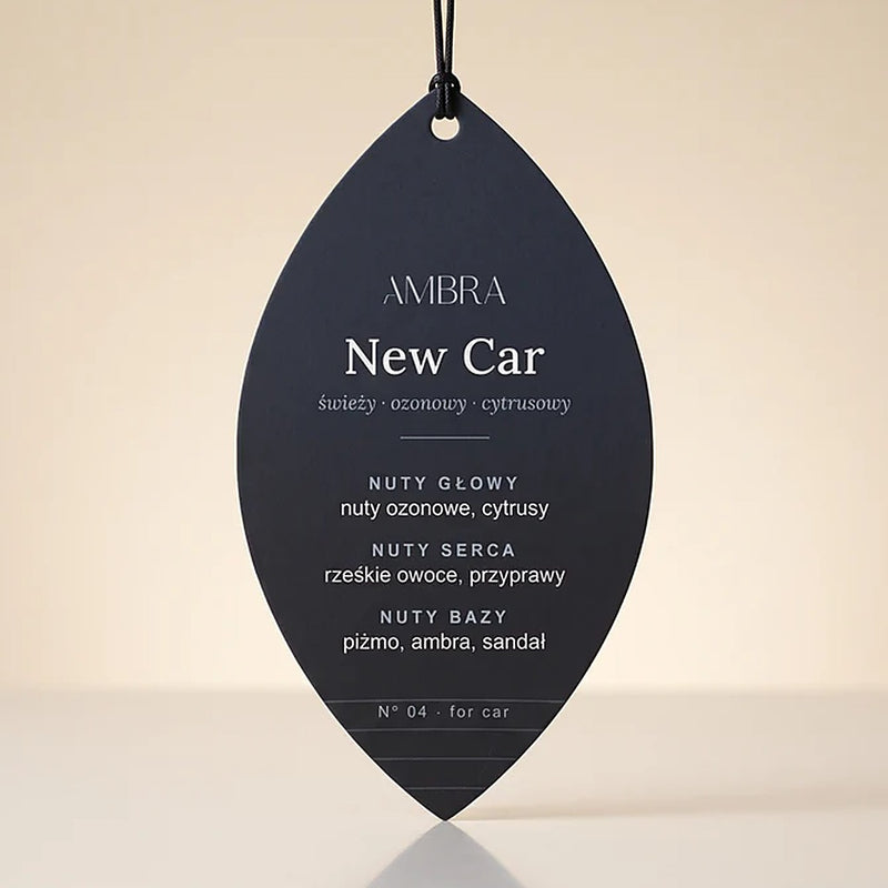 Zawieszka zapachowa Ambra New Car – tył z piramidą nut zapachowych