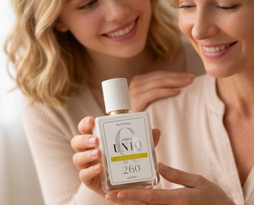 Jak wybrać perfumy dla mamy? Poradnik na Dzień Matki